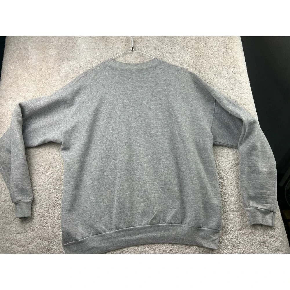 Iowa Hawkeyes Graphic Crewneck Sweatshirt XL Gray NCAA Gameday Sporty Streetwear